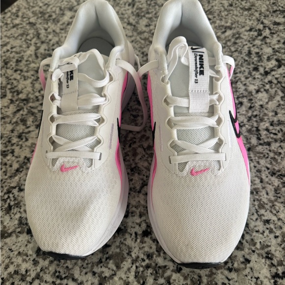 Nike Shoes - Nike Women's Athletic Shoes in White and Pink